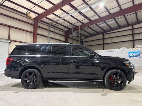 Used 2022 Ford Expedition Max Limited AWD/4WD image 4