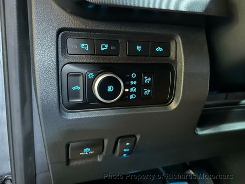 Used 2023 Ford F350 Platinum w/ Tremor Off-Road Package AWD/4WD image 19