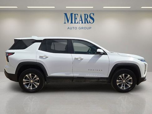 Used 2026 Chevrolet Equinox LT image 6