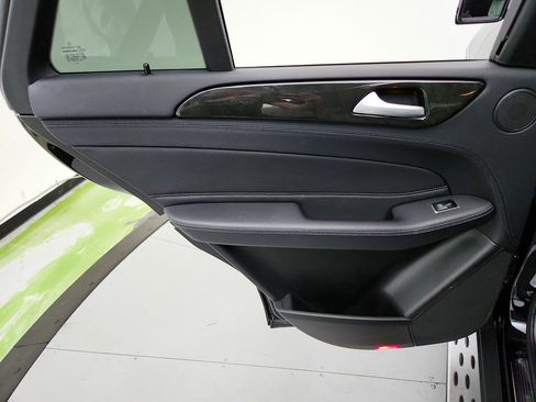 Used 2018 Mercedes-Benz GLE 43 AMG 4MATIC image 26