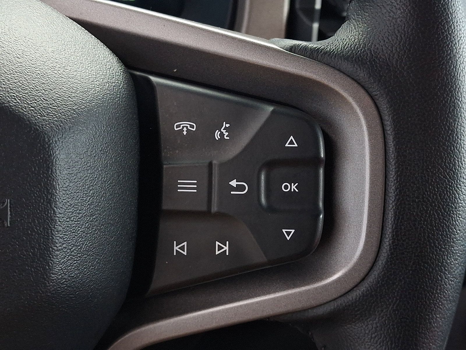 Used 2025 Ford Bronco Outer Banks AWD/4WD image 25