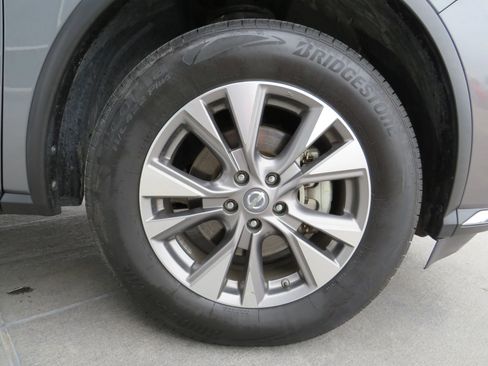 Used 2017 Nissan Murano SL image 50