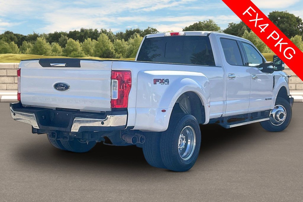 Used 2017 Ford F350 Lariat w/ Tow Technology Bundle AWD/4WD image 11