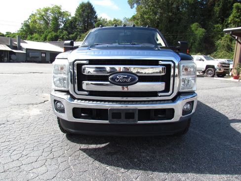 Used 2016 Ford F250 Lariat w/ Lariat Interior Package AWD/4WD image 2