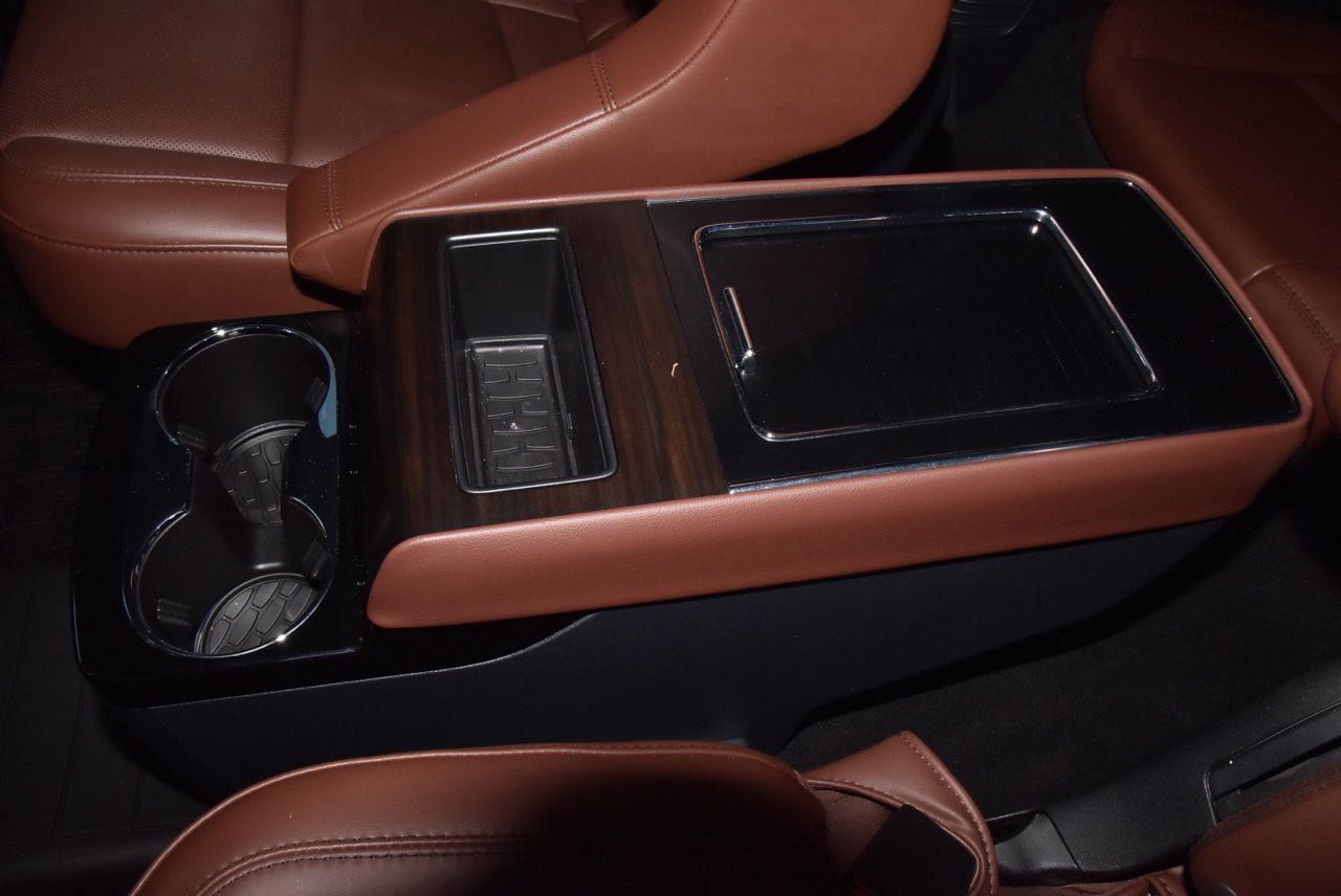 Used 2026 Lincoln Aviator Reserve AWD/4WD image 13