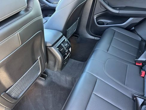 Used 2024 BMW X3 xDrive30i w/ Convenience Package image 17