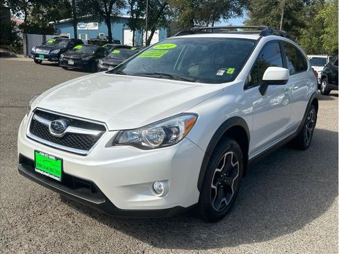 Used 2014 Subaru Crosstrek 2.0i Limited AWD/4WD image 3