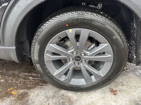 New 2026 Ford Explorer Active w/ Active Comfort Package image 8