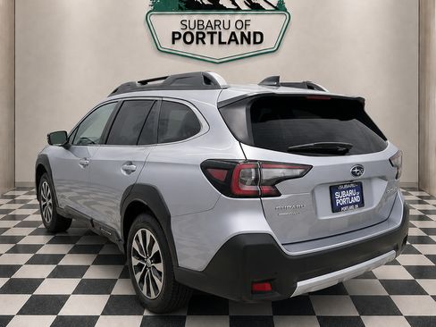 Used 2024 Subaru Outback Limited AWD/4WD image 5