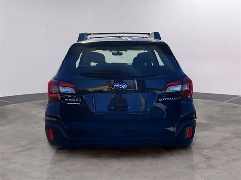 Used 2019 Subaru Outback 2.5i image 4