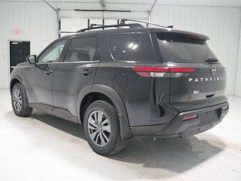 New 2025 Nissan Pathfinder SV w/ Cargo Package image 7