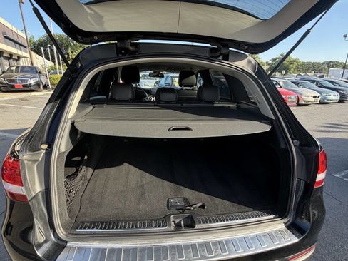 Used 2016 Mercedes-Benz GLC 300 image 11