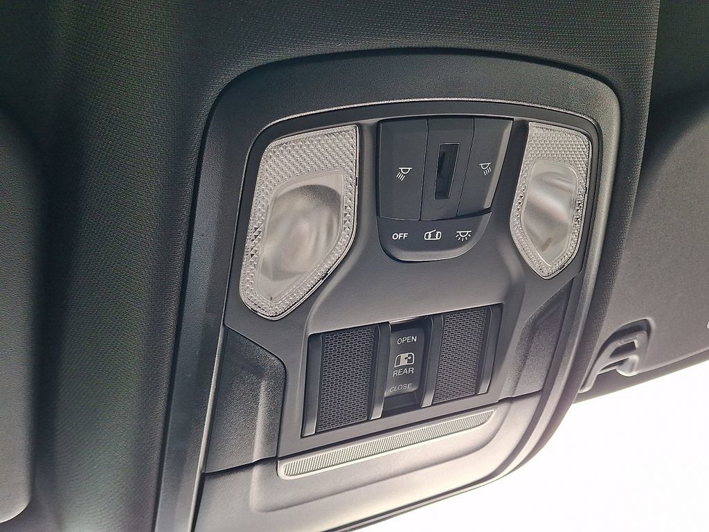 Used 2024 RAM 1500 Tradesman AWD/4WD image 26