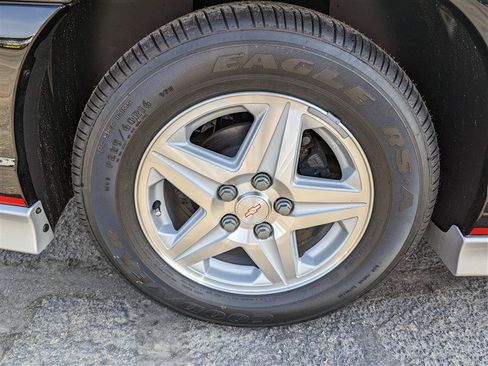 Used 2002 Chevrolet Monte Carlo SS w/ Preferred Equipment Group FWD image 47