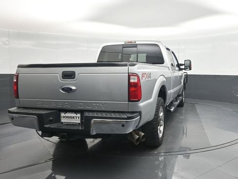 Used 2016 Ford F250 Lariat w/ Lariat Ultimate Package AWD/4WD image 25