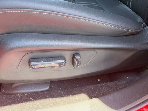 Certified 2024 Honda HR-V EX-L image 12