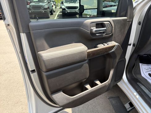 Used 2022 Chevrolet Silverado 3500 LT w/ Convenience Package AWD/4WD image 32