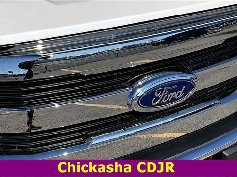 Used 2016 Ford F150 Lariat image 29