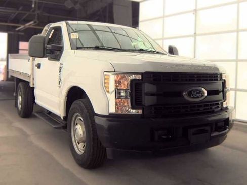 Used 2019 Ford F250 XL RWD image 4