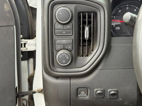 Used 2020 Chevrolet Silverado 2500 W/T w/ WT Convenience Package AWD/4WD image 18