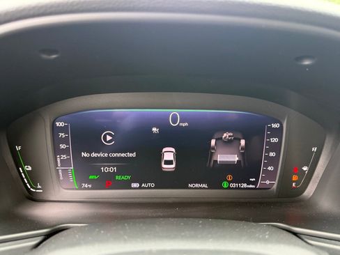 Used 2023 Honda Accord Touring image 14