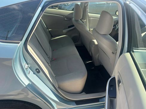 Used 2012 Toyota Prius Three FWD image 17