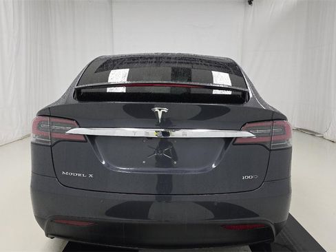 Used 2017 Tesla Model X 100D image 5