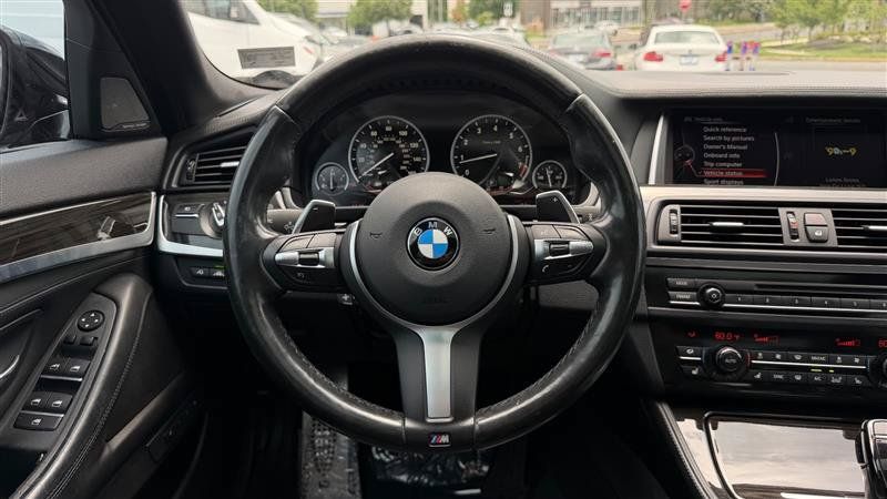 Used 2016 BMW 550i xDrive Sedan AWD/4WD image 32