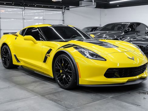 Used 2017 Chevrolet Corvette Grand Sport image 7