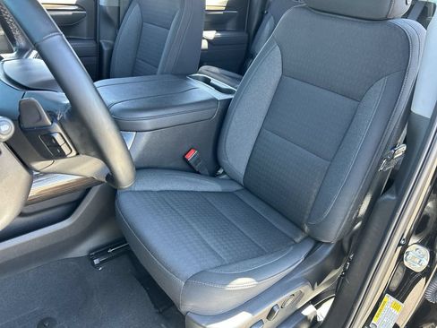 Used 2025 Chevrolet Silverado 1500 LT Trail Boss w/ Convenience Package II AWD/4WD image 19