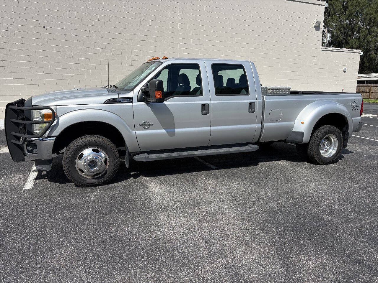 Used 2016 Ford F350 XL w/ Power Equipment Group AWD/4WD image 18