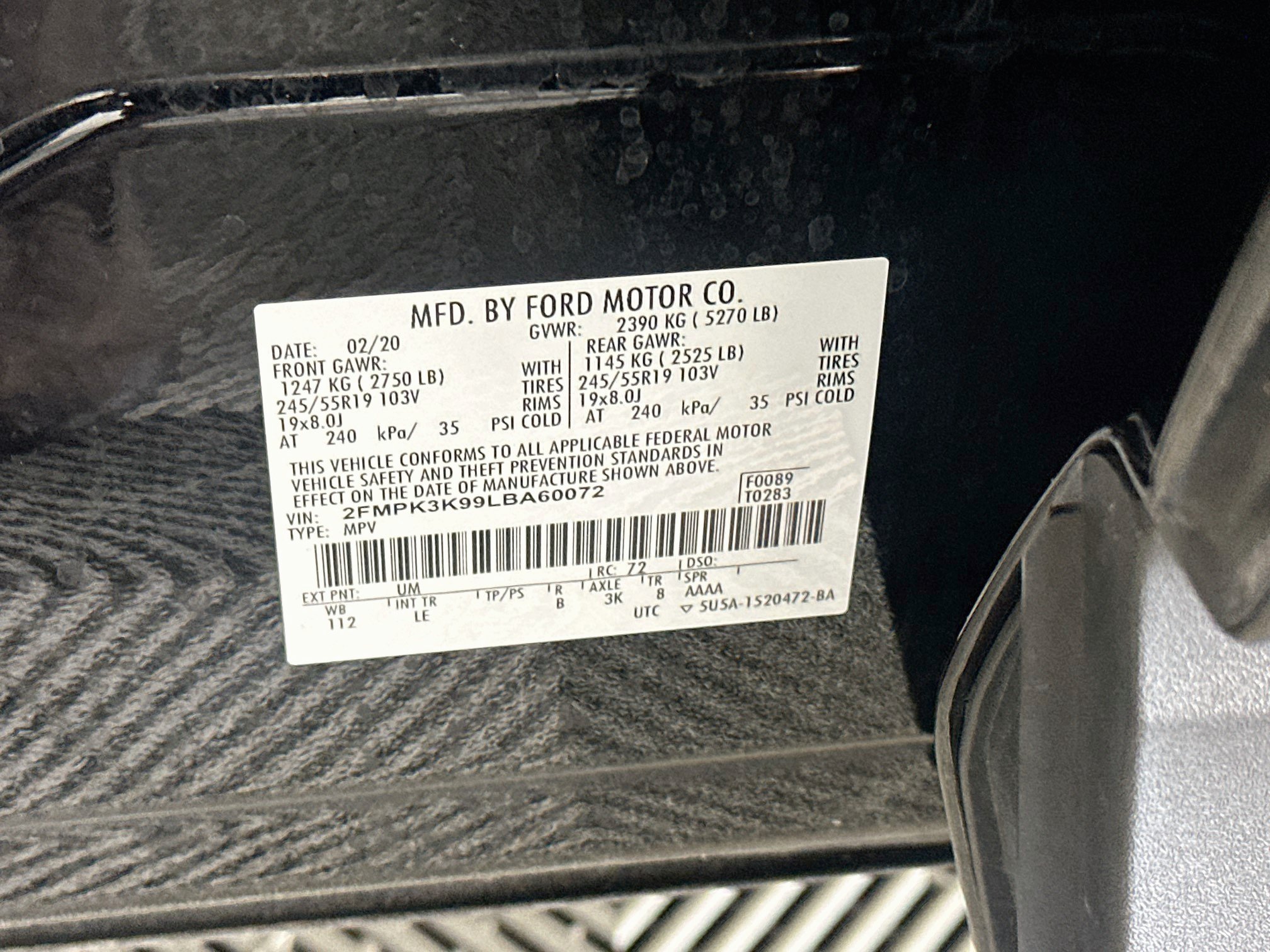 Used 2020 Ford Edge Titanium FWD image 12