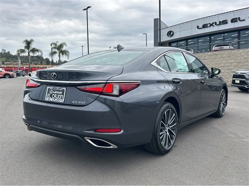 New 2025 Lexus ES 350 w/ Premium Package image 6