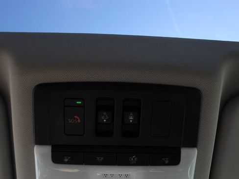 Used 2023 Nissan Rogue Platinum w/ Platinum Premium Package AWD/4WD image 23