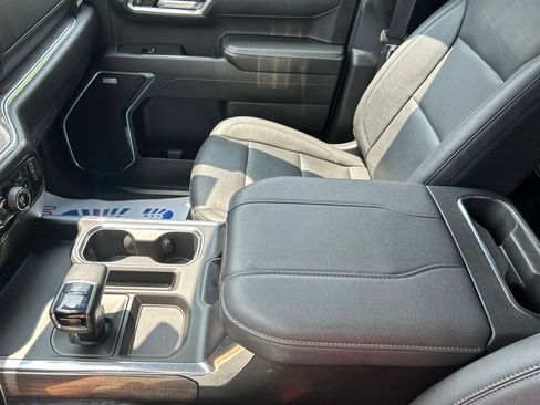 Used 2024 Chevrolet Silverado 1500 LTZ AWD/4WD image 38