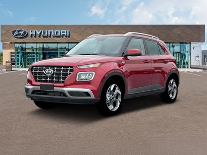 New 2025 Hyundai Venue SEL