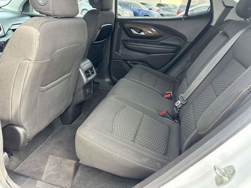 Used 2019 GMC Terrain SLE w/ Driver Convenience Package image 9