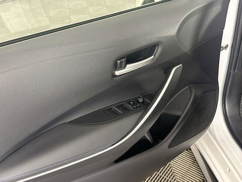 Used 2022 Toyota Corolla SE FWD image 15