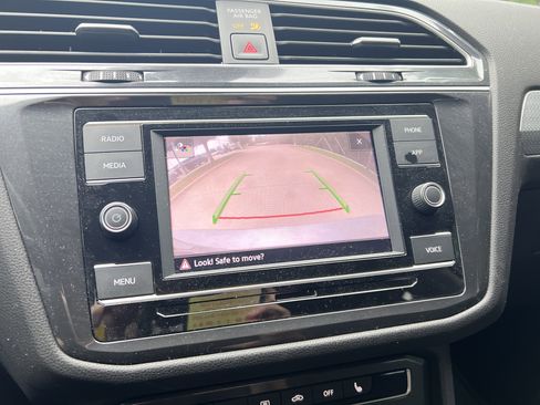 Certified 2024 Volkswagen Tiguan S FWD image 22