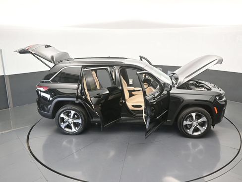 Used 2026 Jeep Grand Cherokee Limited RWD image 68