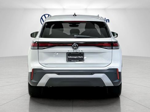New 2026 Volkswagen Tiguan SE image 4