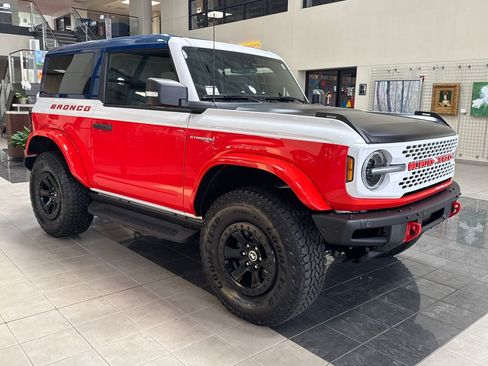Used 2025 Ford Bronco Stroppe Edition AWD/4WD image 1