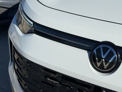 New 2026 Volkswagen Tiguan S FWD image 6