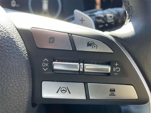 Used 2023 Hyundai Palisade Calligraphy image 24