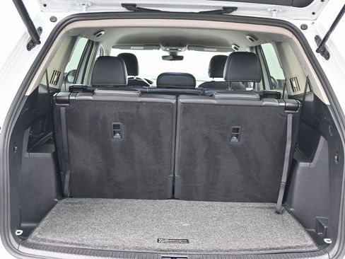 Used 2024 Volkswagen Atlas SE image 17