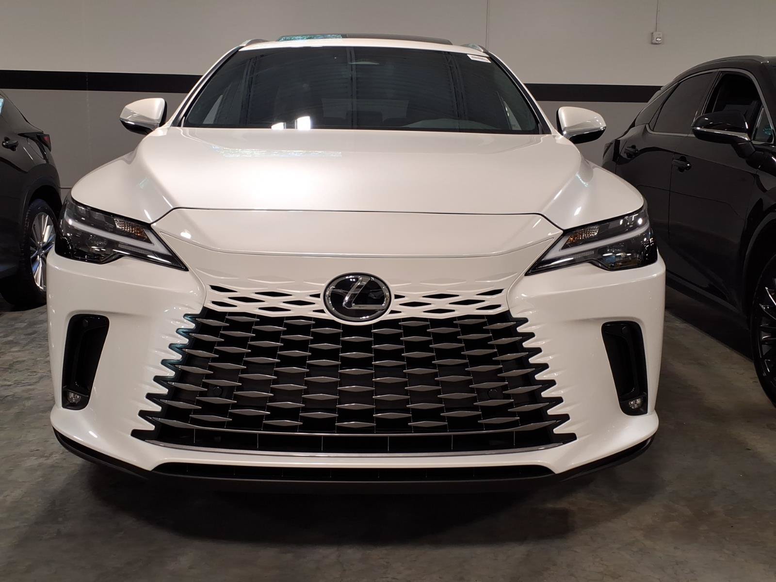 New 2026 Lexus RX 350 AWD image 2