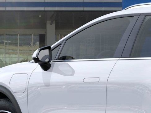 New 2026 Chevrolet Equinox EV LT AWD/4WD image 12