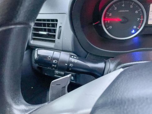 Used 2014 Subaru Crosstrek 2.0i Premium image 13