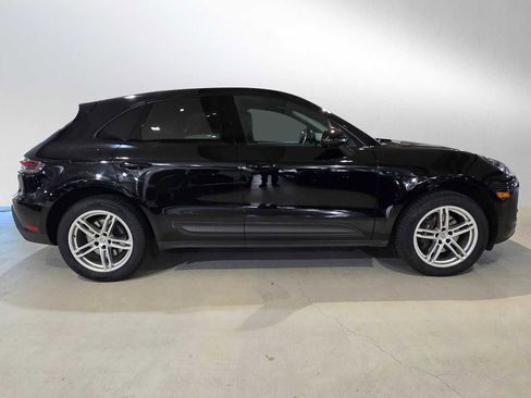Used 2024 Porsche Macan AWD/4WD image 2