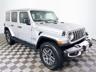Used 2024 Jeep Wrangler Unlimited Sahara w/ Technology Group AWD/4WD video 1